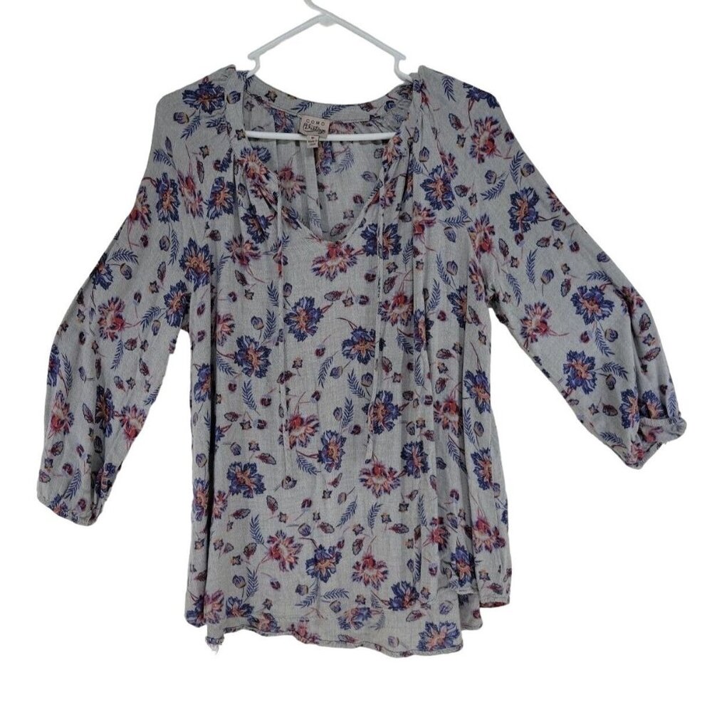 Como Vintage Gray 3/4 sleeve Flowy Blouse Floral & Paisley (flaw see pic) Medium